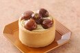 栗がごろっと5つのった「モンブランタルト」。濃厚マロンペーストとほろ苦ブリュレの相性が最高