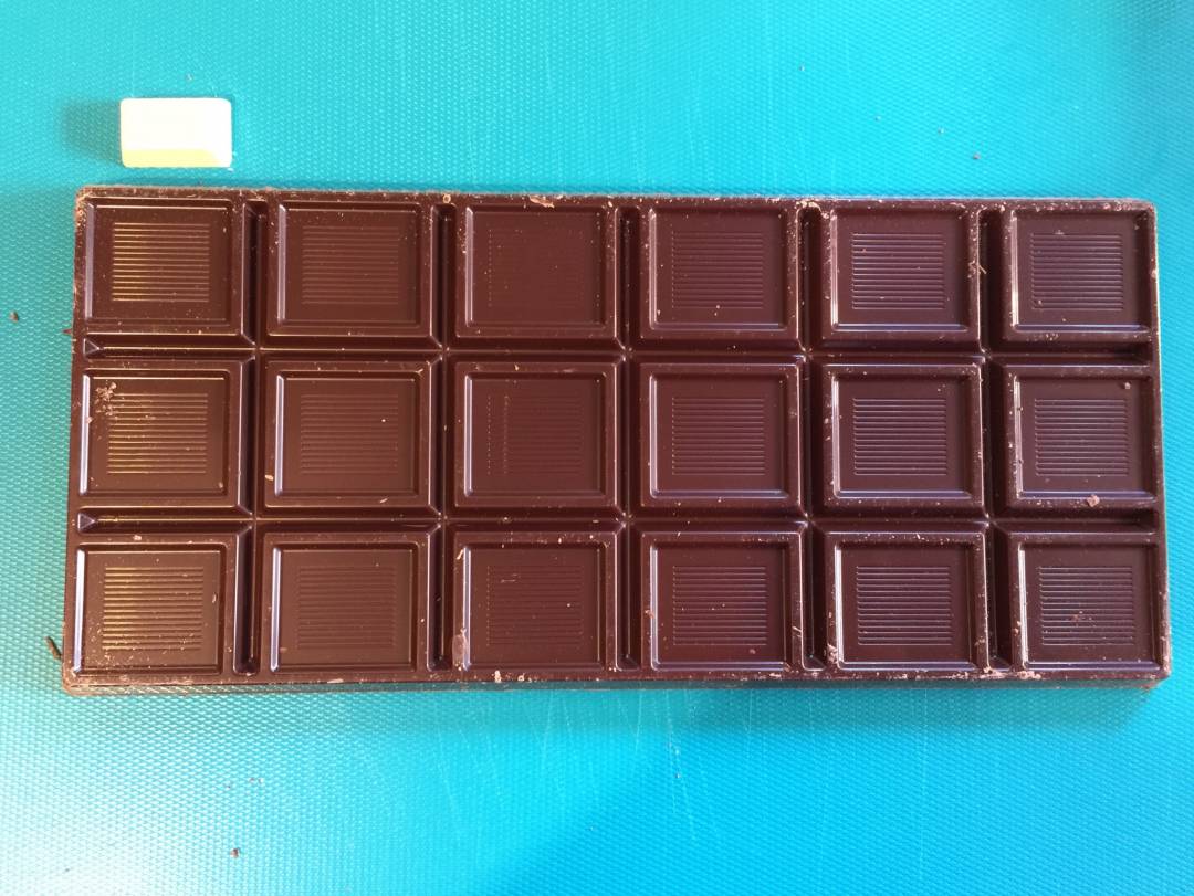 業務スーパーのベルギー産本格チョコ なんと1g1円以下 Esseonline エッセ オンライン