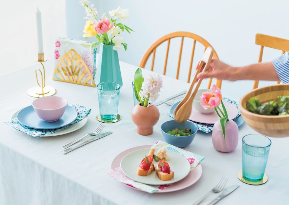 イケアの最旬テーブルウェア スモーキーカラーの多色使いがおしゃれ Esseonline エッセ オンライン