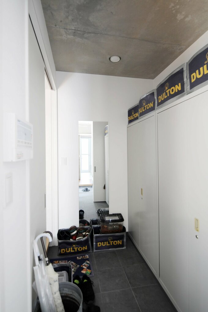 写真 1ページ目 玄関に1畳の土間収納で暮らしがラクに 使いやすい間取り4例とポイントを解説 Esseonline エッセ オンライン